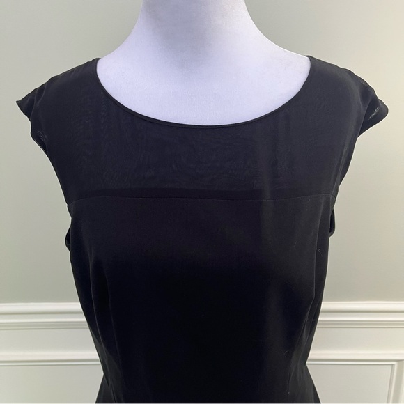 Banana Republic Wool/Silk Classic Shift Dress Size 10 - Picture 2 of 9